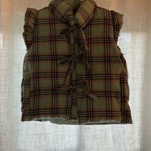 SHEIN Green Plaid Puffer Vest
